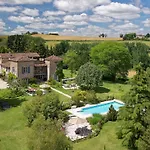 Alojamento de Acomodação e Pequeno-almoço Maison Ardure 4*