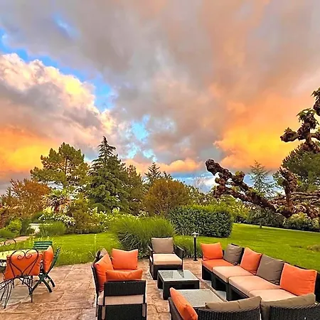 Bed & Breakfast Maison Ardure 4*